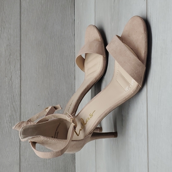 Lulu's Womens "Like New" Pubkished Author Ankle Strap Suede Heels shoes 8 - Picture 4 of 13